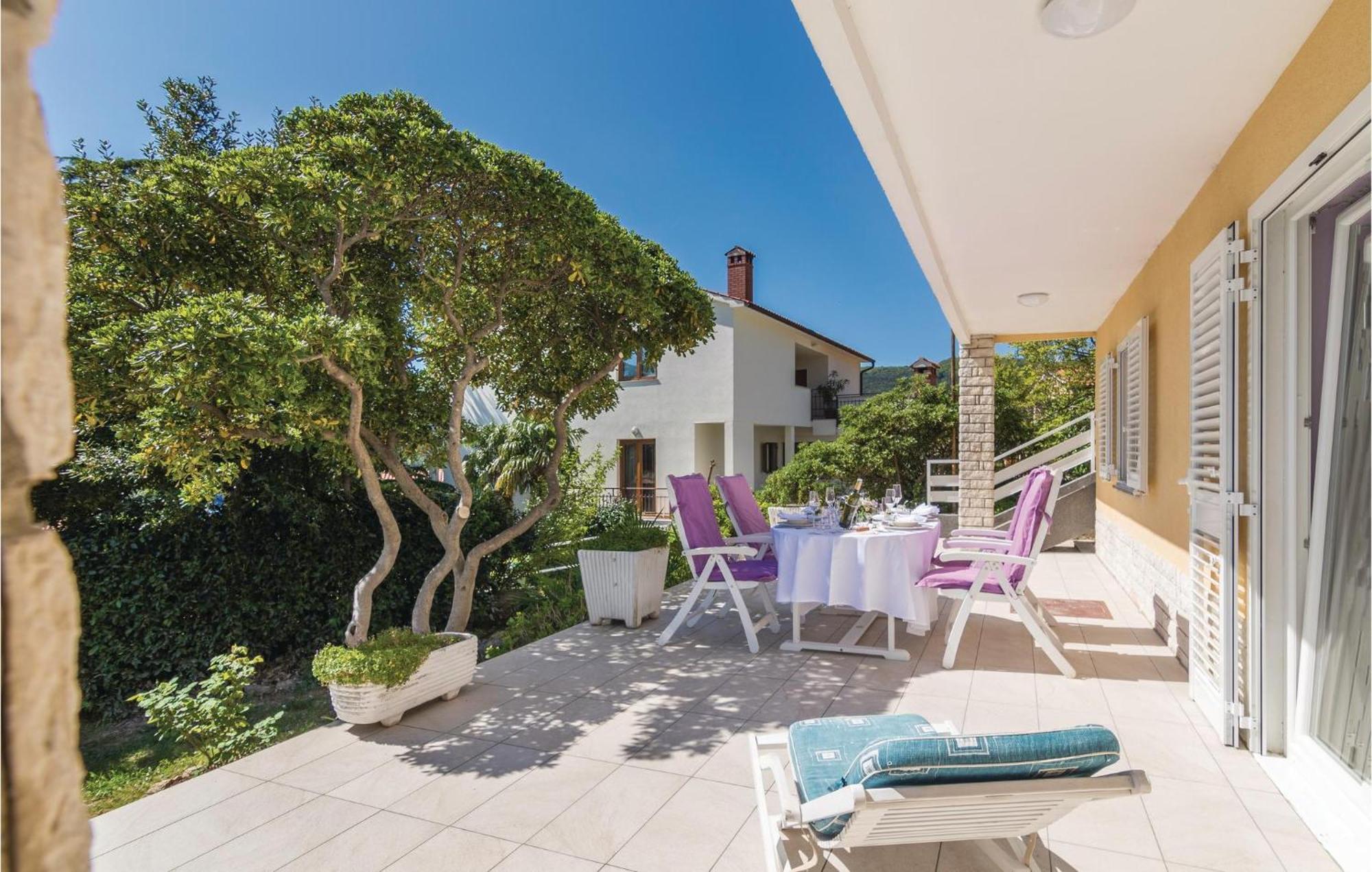 Amazing Apartment In Rabac With Wifi Raša Buitenkant foto